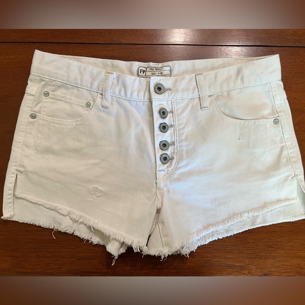 Free People High Waisted White Denim Shorts Size W26